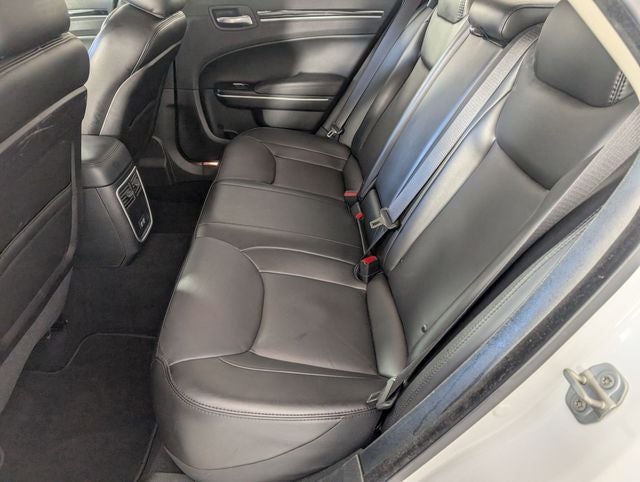 2023 Chrysler 300 Touring