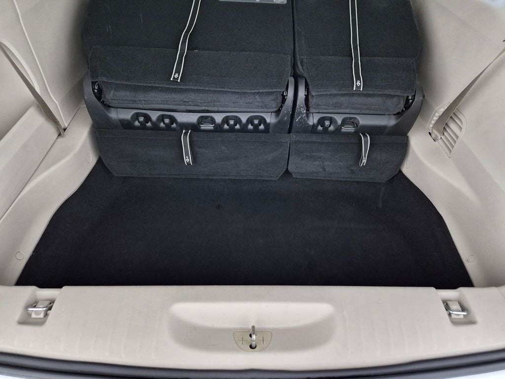 2020 Chrysler Voyager L