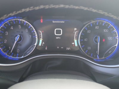 2027 Chrysler Pacifica Select