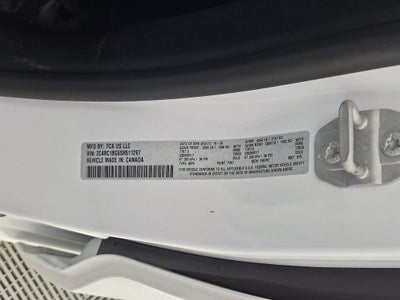 2025 Chrysler Pacifica Select
