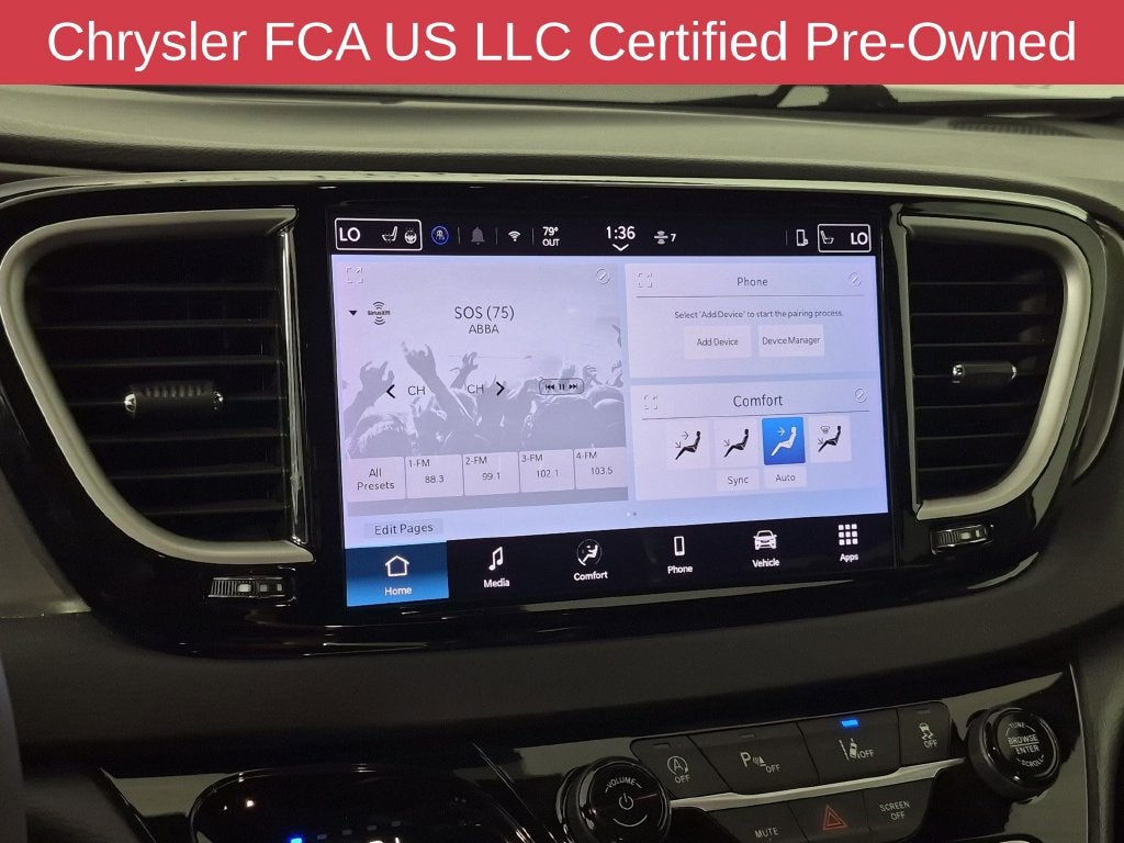 2025 Chrysler Pacifica Select