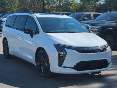 2027 Chrysler Pacifica Limited
