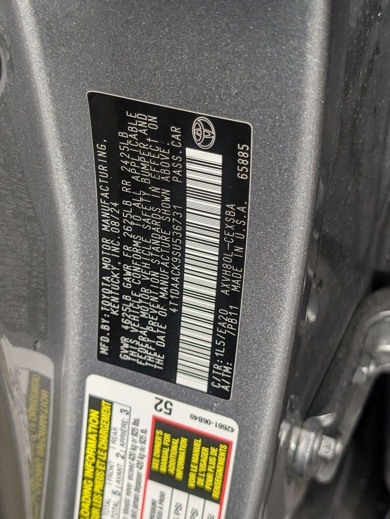 2025 Toyota Camry SE