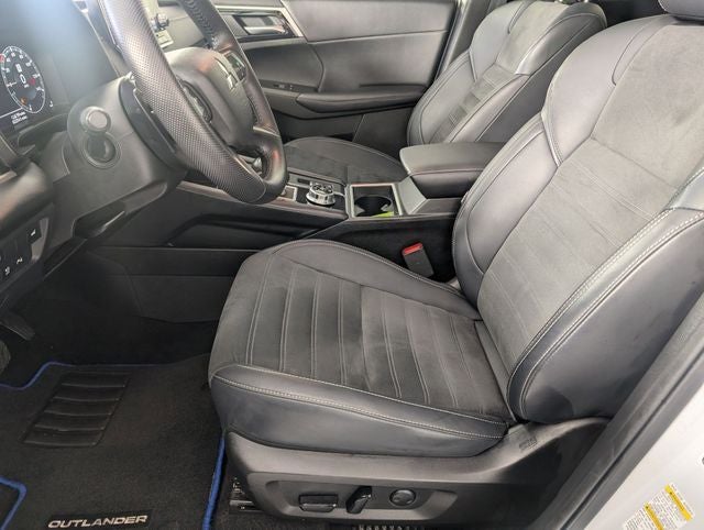 2024 Mitsubishi Outlander PHEV SE