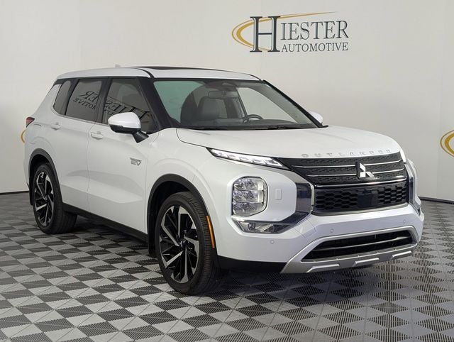 2024 Mitsubishi Outlander PHEV SE