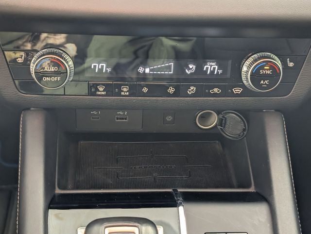 2024 Mitsubishi Outlander PHEV SE