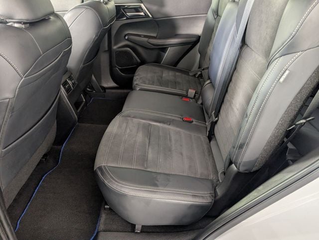 2024 Mitsubishi Outlander PHEV SE