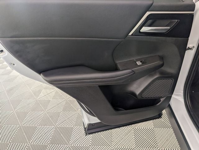 2024 Mitsubishi Outlander PHEV SE