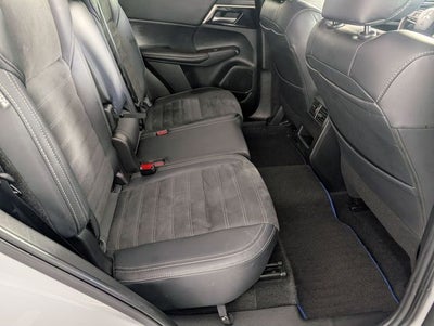 2024 Mitsubishi Outlander PHEV SE