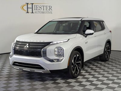 2024 Mitsubishi Outlander PHEV SE