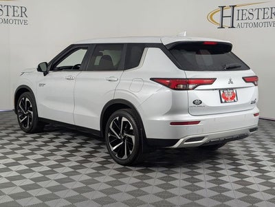2024 Mitsubishi Outlander PHEV SE