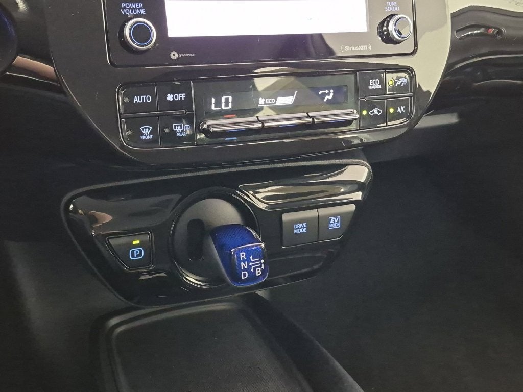 2021 Toyota Prius LE