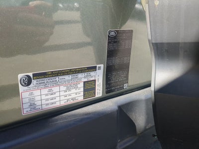 2023 Land Rover Defender 110 SE