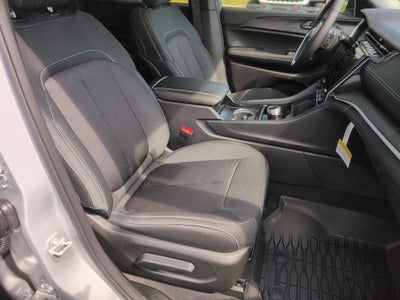 2026 Jeep Grand Cherokee Laredo X