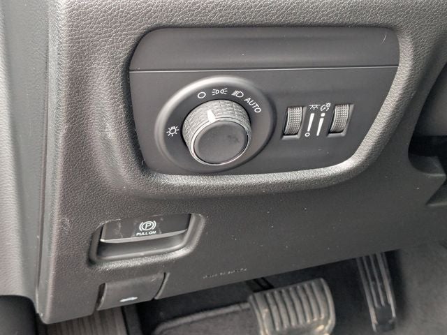 2026 Jeep Grand Cherokee Altitude