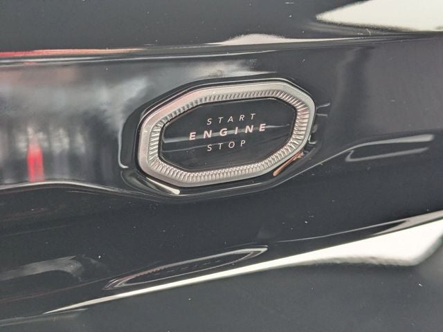 2026 Jeep Grand Cherokee Altitude