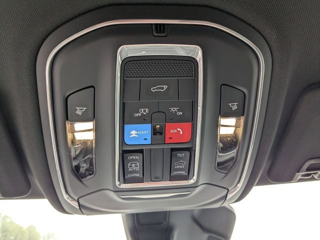 2026 Jeep Grand Cherokee Altitude