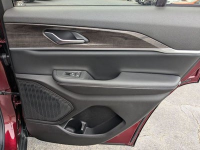 2026 Jeep Grand Cherokee Altitude