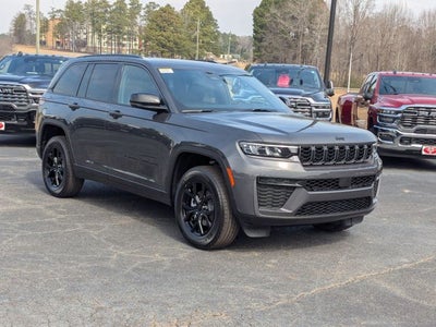 2026 Jeep Grand Cherokee Altitude
