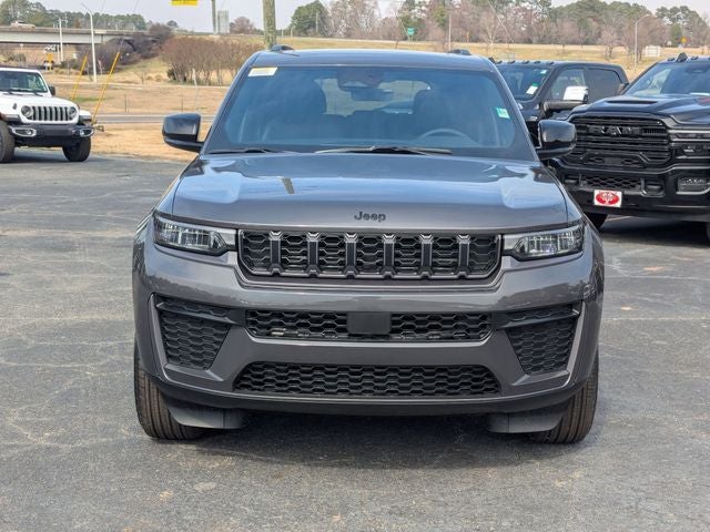 2026 Jeep Grand Cherokee Altitude