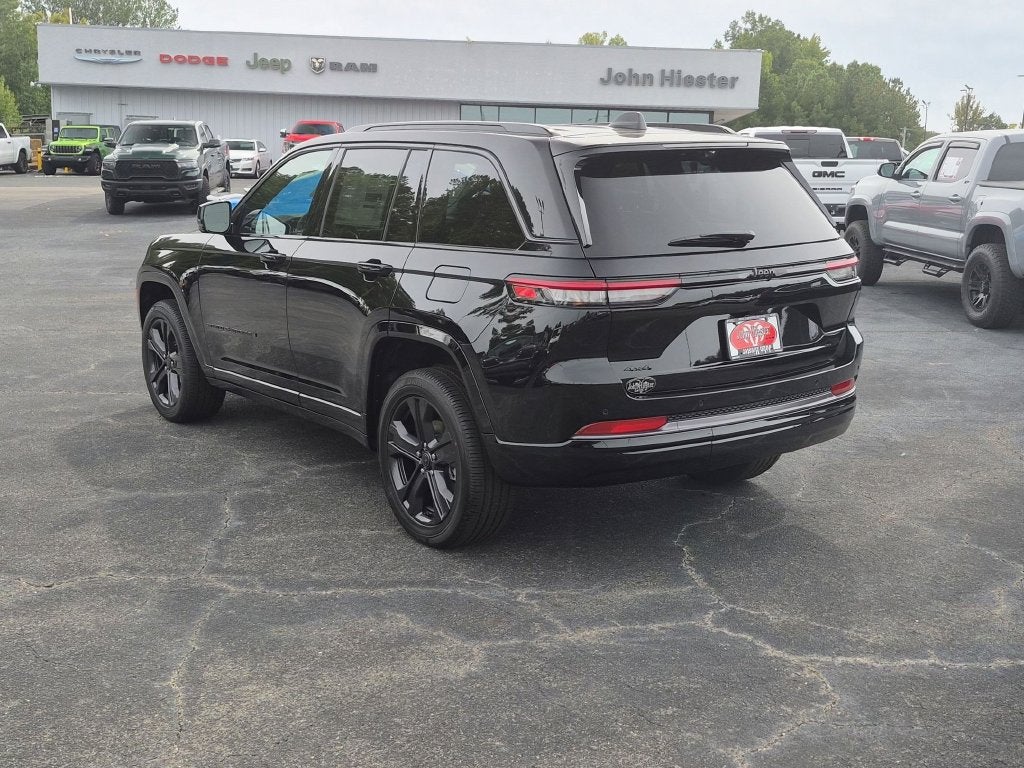 2027 Jeep Grand Cherokee Limited Reserve