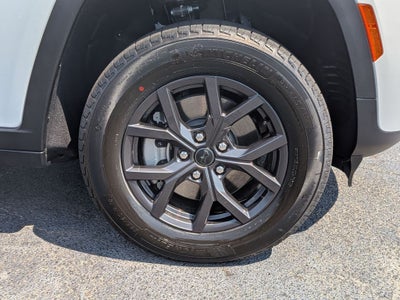 2027 Jeep Grand Cherokee L Laredo Altitude