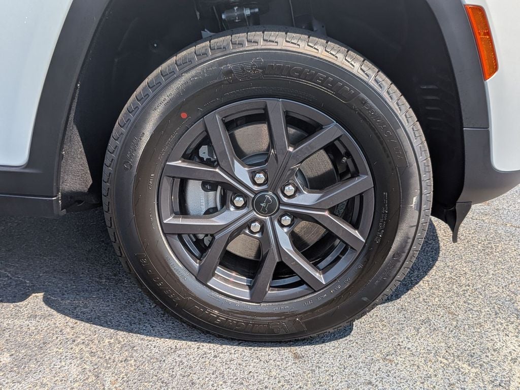 2027 Jeep Grand Cherokee L Laredo Altitude