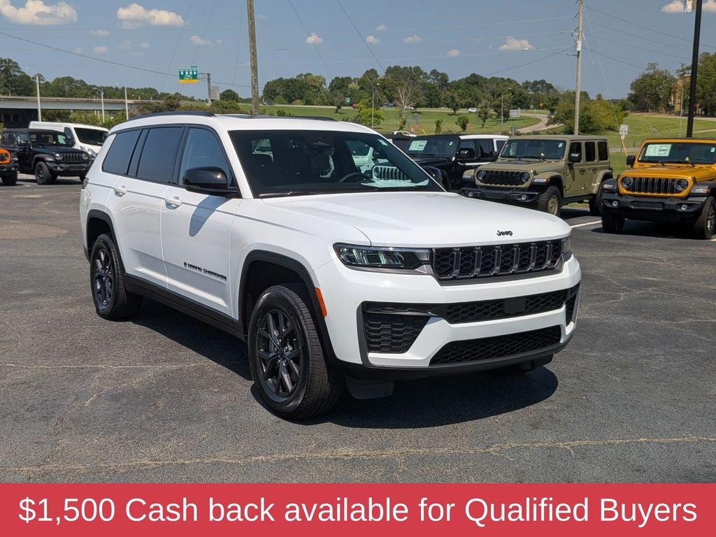 2027 Jeep Grand Cherokee L Laredo Altitude