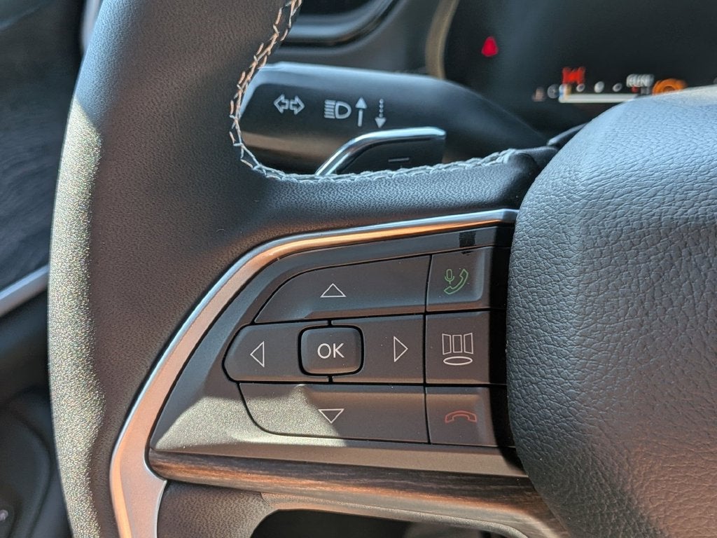 2027 Jeep Grand Cherokee L Laredo Altitude