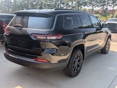 2027 Jeep Grand Cherokee L Laredo Altitude