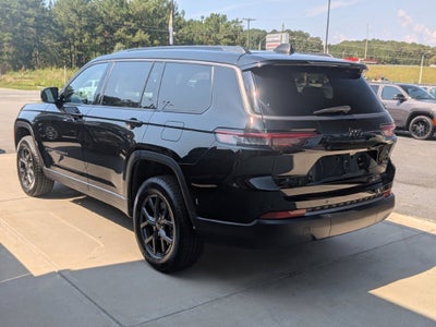 2027 Jeep Grand Cherokee L Laredo Altitude
