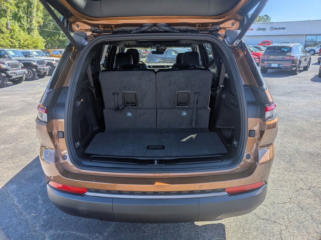 2027 Jeep Grand Cherokee L Limited