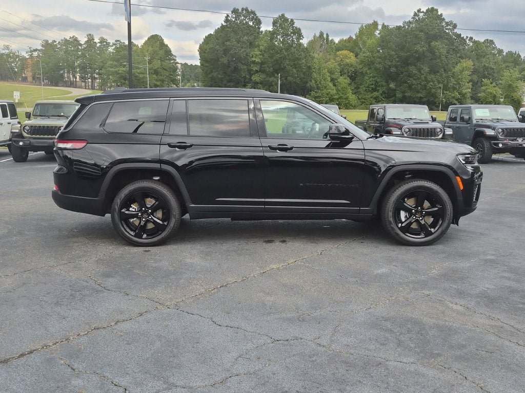 2027 Jeep Grand Cherokee L Limited