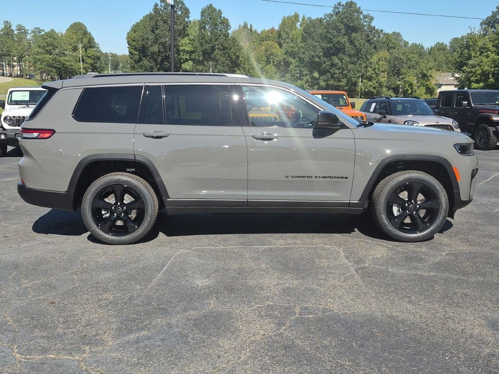 2027 Jeep Grand Cherokee L Limited