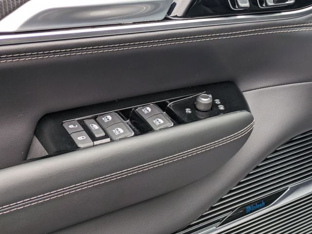 2024 Jeep Grand Wagoneer L Series II