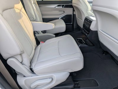 2026 Jeep Grand Wagoneer Base