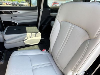 2026 Jeep Grand Wagoneer Limited Reserve