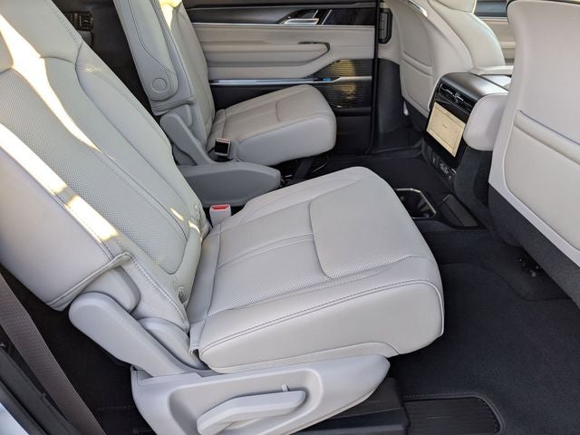 2026 Jeep Grand Wagoneer Summit Obsidian