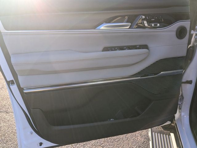 2026 Jeep Grand Wagoneer Summit Obsidian