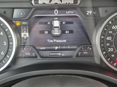 2027 RAM 1500 Big Horn/Lone Star
