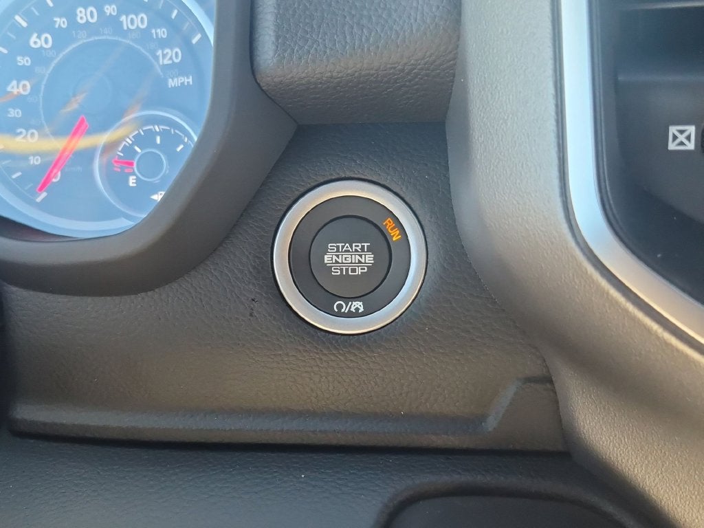 2027 RAM 1500 Big Horn/Lone Star