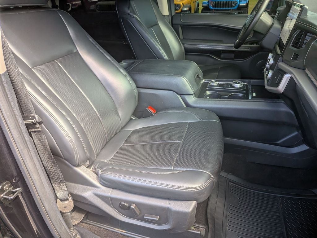 2023 Ford Expedition Max XLT