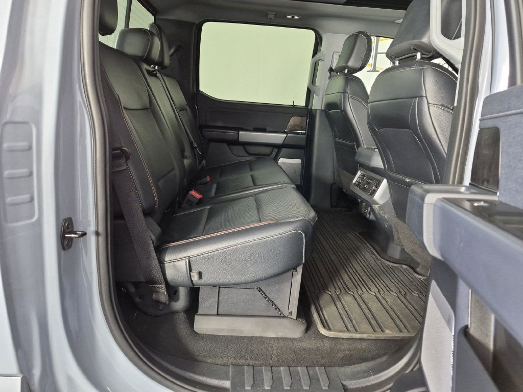 2024 Ford F-350SD Lariat