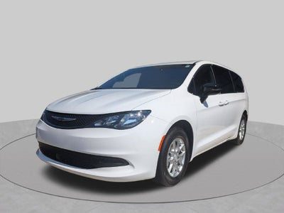 2027 Chrysler Pacifica LX