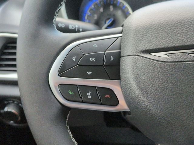 2027 Chrysler Pacifica LX