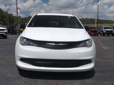 2027 Chrysler Pacifica LX