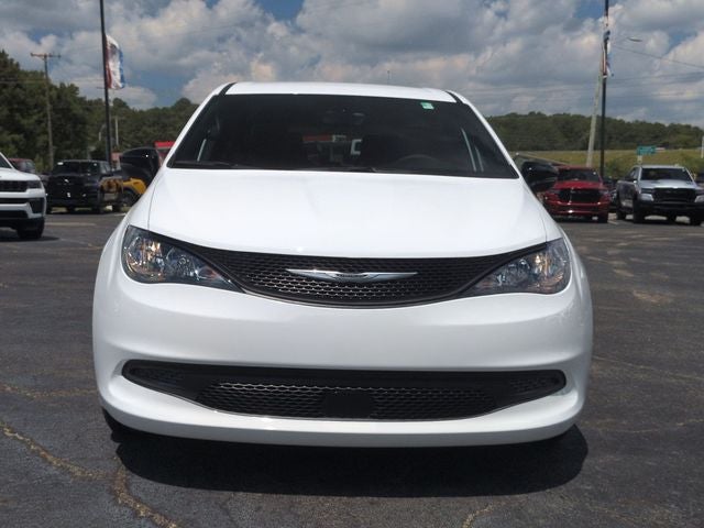 2027 Chrysler Pacifica LX