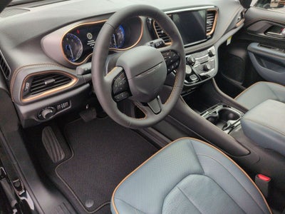 2027 Chrysler Pacifica Pinnacle
