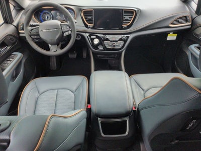 2027 Chrysler Pacifica Pinnacle