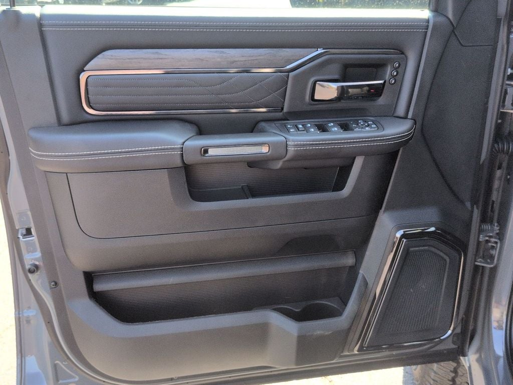 2026 RAM 3500 Limited